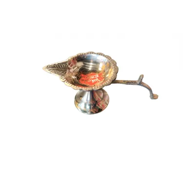 Megh Pooja Brass Diya With Handle For Aarti, 1 pc, at Shahi Groceries
